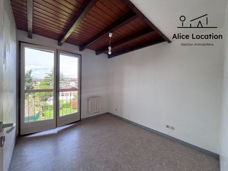 Location Appartement 3 pièces 65m² THONON LES BAINS 74200 - Photo 2