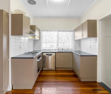 Comfort, Space & Convenience – Well-Appointed Family Home in a Grea... - Photo 4