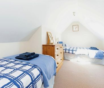 2 bedroom semi-detached house to rent - Photo 6