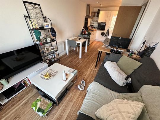 1 bedroom apartment to rent - Photo 1