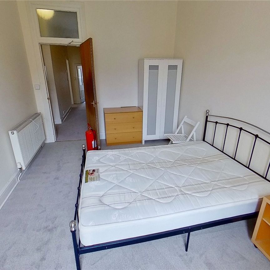 3 bedroom apartment to rent - Photo 1