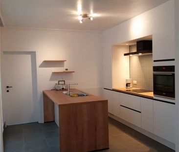 Alleenstaande woning met een zonnige tuin - Foto 3