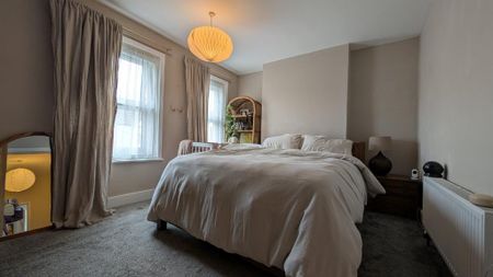 2 bedroom terraced house to rent - Photo 3