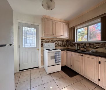 For Lease - 1310 Mosley Street, Wasaga Beach, Ontario - Photo 3