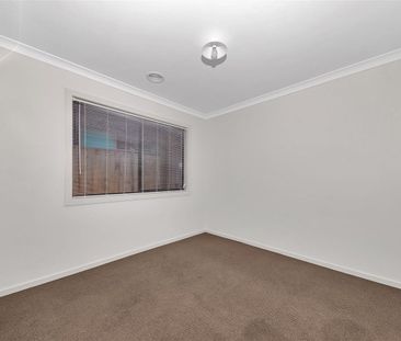 Family friendly east facing 4 bed home - Photo 3