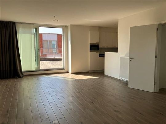Appartement te huur - Photo 1