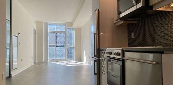 99 John St 2305, - Photo 2