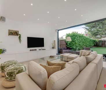 4 bedroom semi-detached house to rent - Photo 1