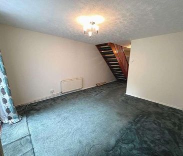 Chamberlain Close, West Thamesmead, SE28 - Photo 2