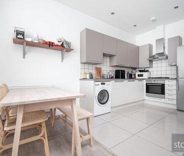 3 bedroom apartment to rent - Photo 6