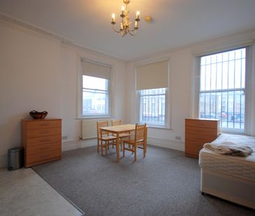 Hornsey Road, Islington, N7 - Photo 3