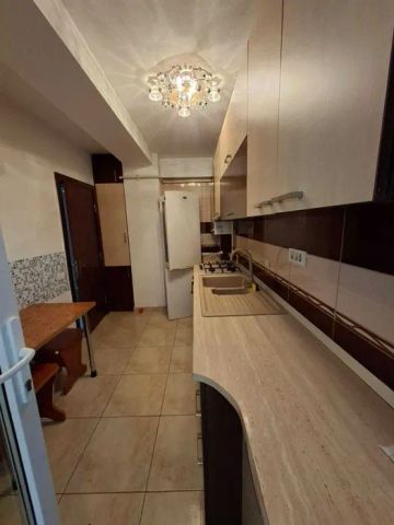 inchiriez apartament 2 camere zona VIVO CONSTANTA - Fotografie 2
