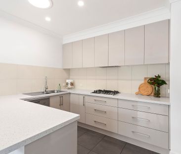 Impressive Townhouse Living in Prime Black Rock Location - Photo 2