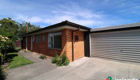 Family Home in Prestigious Casebrook - Photo 4