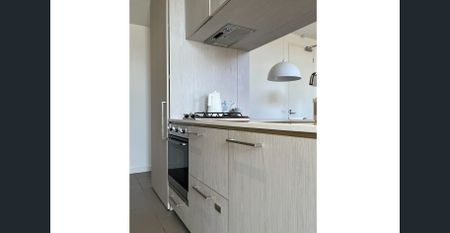 PLEASE SUBMIT AN ONLINE ENQUIRY FOR A PRIVATE INSPECTION - Photo 5