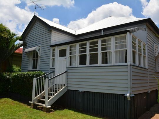 82 Hume Street, NORTH TOOWOOMBA - Photo 1