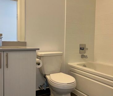 7900 Bathurst Street #319 - Photo 6