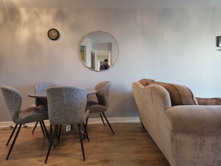 Apt. 40, Earlsfield Court, Francis Street, Dublin 8 - Photo 2