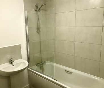 Apt 8 The Sandford Building, 37 Bridge End, Belfast, BT5 4AW - Photo 3