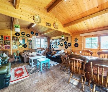 6 bedroom detached house to rent - Photo 1