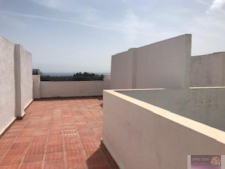 Duplex en alquiler en El Padron, Estepona - Photo 2