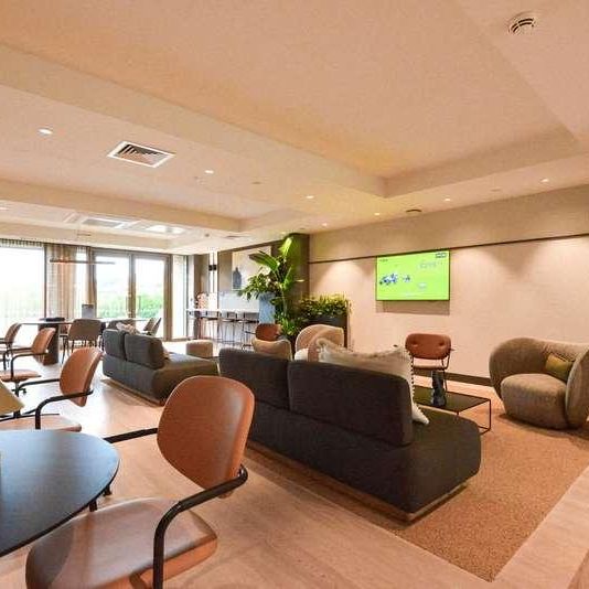 Randalls Way, Leatherhead, KT22 - Photo 1