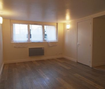 Location Appartement 2 pièces 32m² - Photo 2