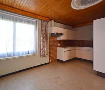 GELIJKVLOERS APPARTEMENT MET 2 SLAAPKAMERS - Photo 3