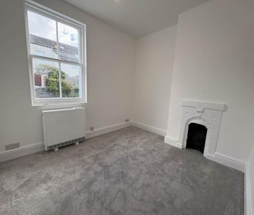 2 bedroom house to rent - Photo 2