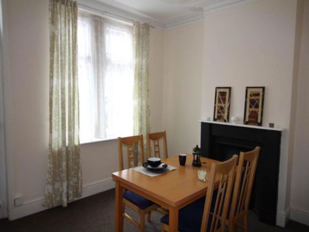 2 bedroom house share to rent - Photo 2