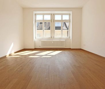 Unlängst sanierte Wohnung mit Sicht auf den Bahnhof - Foto 5