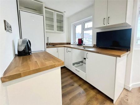 1 bedroom apartment to rent - Photo 2