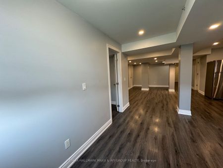 For Lease - 80 Chouinard Way Unit# Lower, Aurora, Ontario - Photo 3