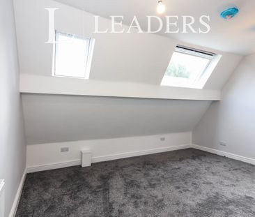 2 bedroom apartment to rent The Woodlands, 9-11 Montgomery Road, Sh... - Photo 2