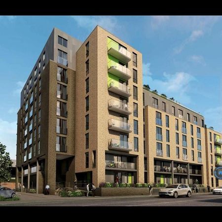 3 bedroom flat to rent - Photo 3