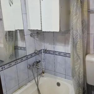 Închiriez garsonieră în zona Blașcovici - Fotografie 3