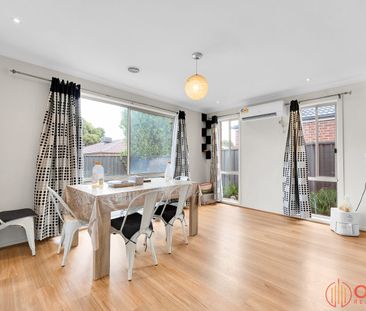 Spacious Family Living in Prime Deer Park Location - Photo 2