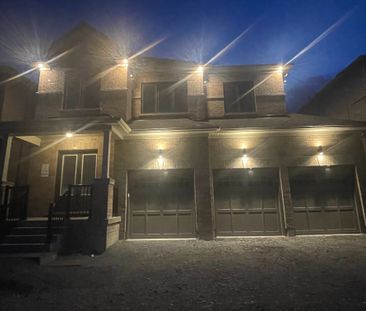 For Lease - 68 Thomas Smith Street, Georgina, Ontario - Photo 2