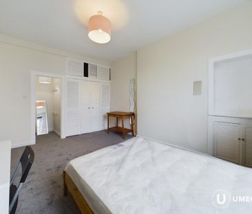 3 bedroom apartment to rent - Photo 3