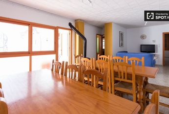 granada, Andalusia 18002