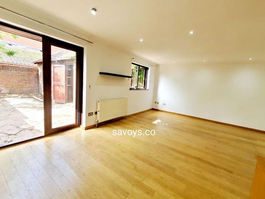 3 bedroom semi-detached house to rent - Photo 1