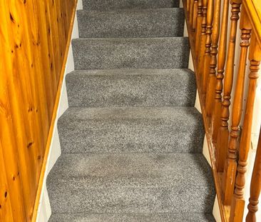 4 Bed Flat, Howcroft House, E3 - Photo 2