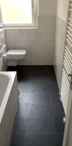 Genau das Richtige für Sie – mit neuem Tageslichtbad - Photo 1