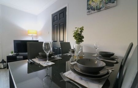 Sunnyside Terrace, Motherwell, ML1 - Photo 2