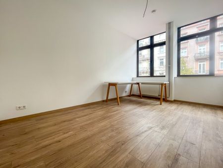 Zentrale 2-Zimmer Altbauwohnung mit Charme - auf der Zeil in Frankfurt am Main - Photo 4