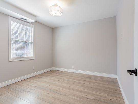 For Lease - 1315 Broadview Street Unit# Main, Pickering, Ontario - Photo 1