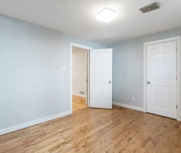 Edmonton Unfurnished house Rental in Strathearn - Charming House In... - Photo 3