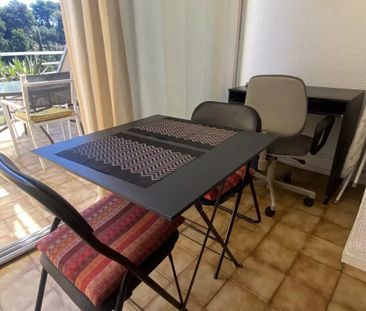 Studio Nice ouest vue mer terrasse - Photo 5