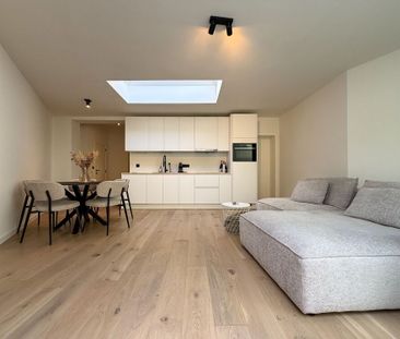 Gerenoveerd 1-slaapkamerappartement met stadskoer te huur in Gent! - Foto 3