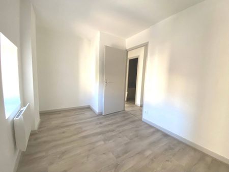 Location appartement 4 pièces 66 m² à Romans-sur-Isère (26100) - Photo 3